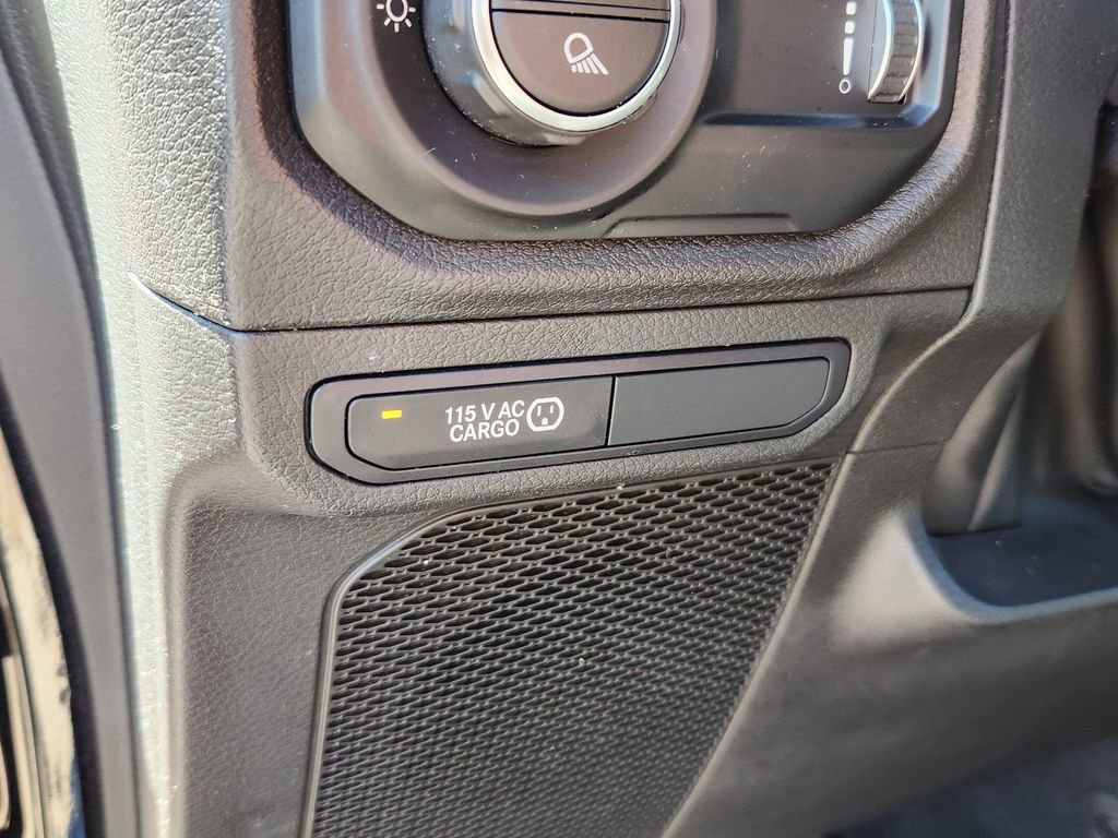 Used 2024 Jeep Gladiator Sport w/ Dual Top Group image 27