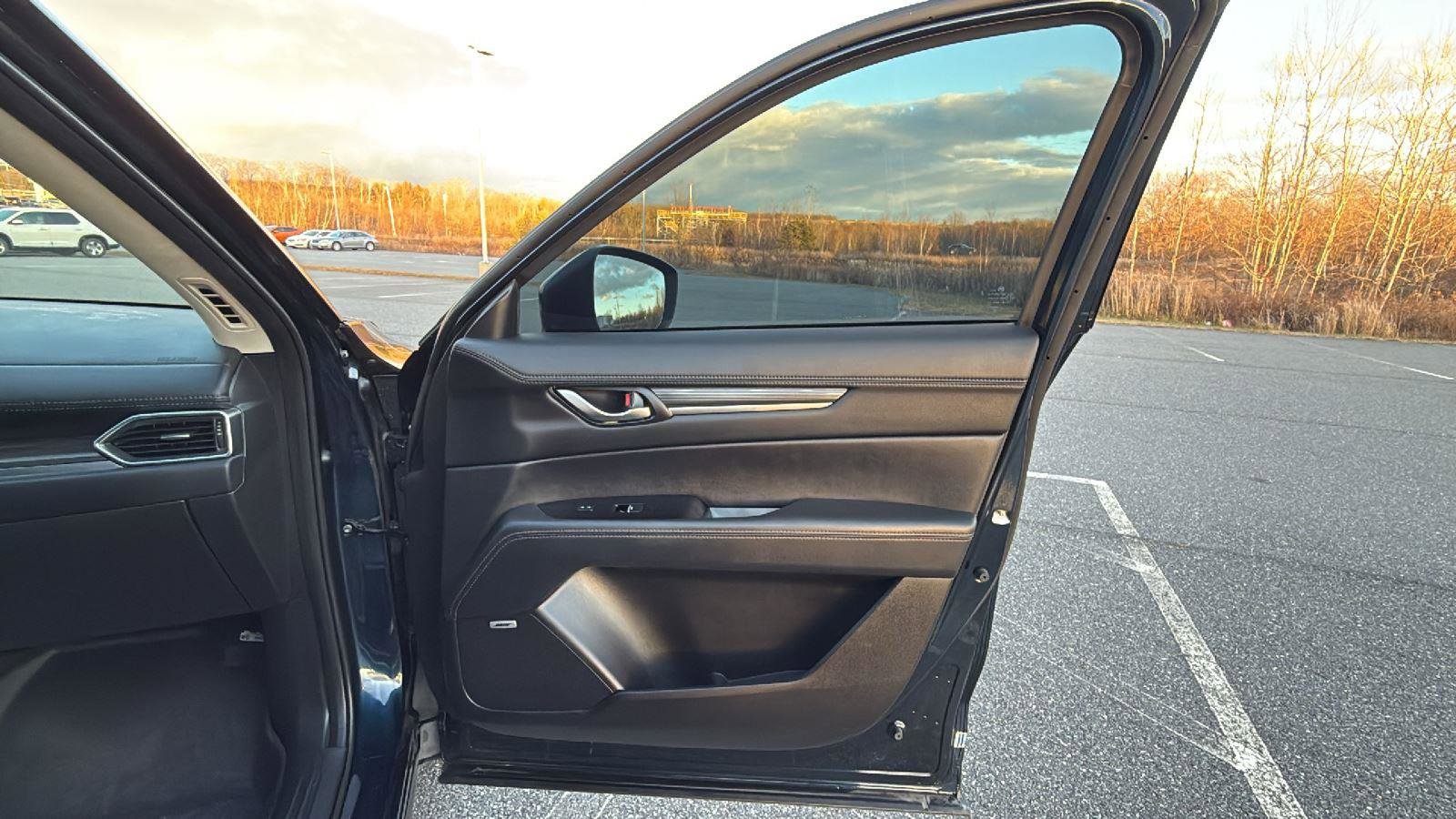 Used 2023 MAZDA CX-5 AWD 2.5 S w/ Premium Plus Pkg image 16