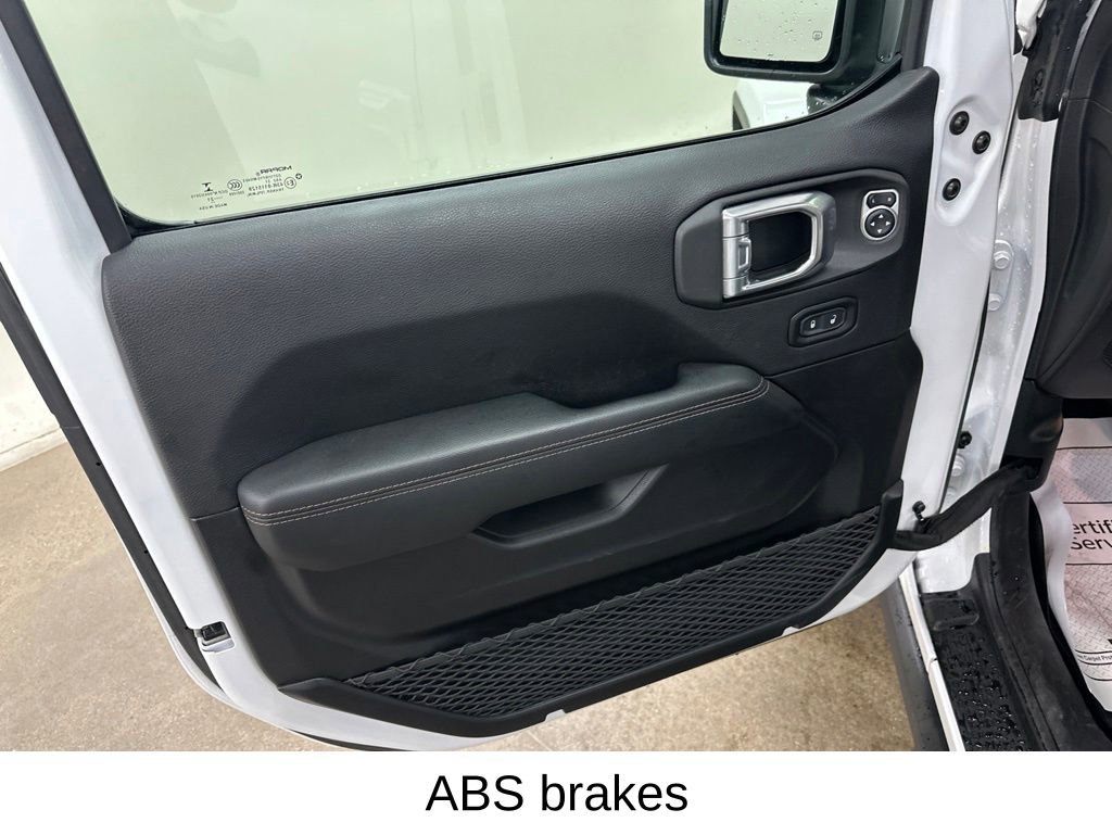 Used 2021 Jeep Wrangler Unlimited Rubicon AWD/4WD image 31