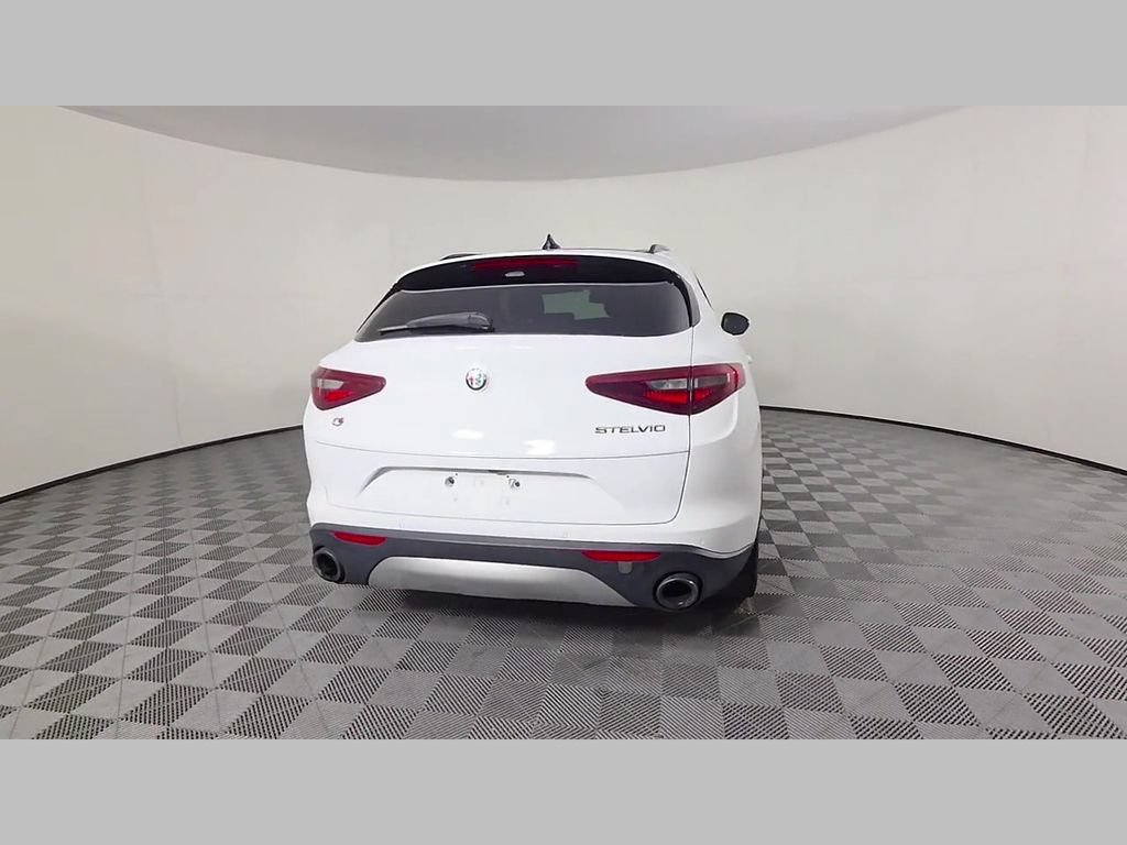 Used 2018 Alfa Romeo Stelvio Ti Sport AWD/4WD image 42