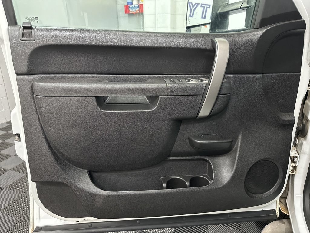 Used 2014 Chevrolet Silverado 2500 LT AWD/4WD image 19