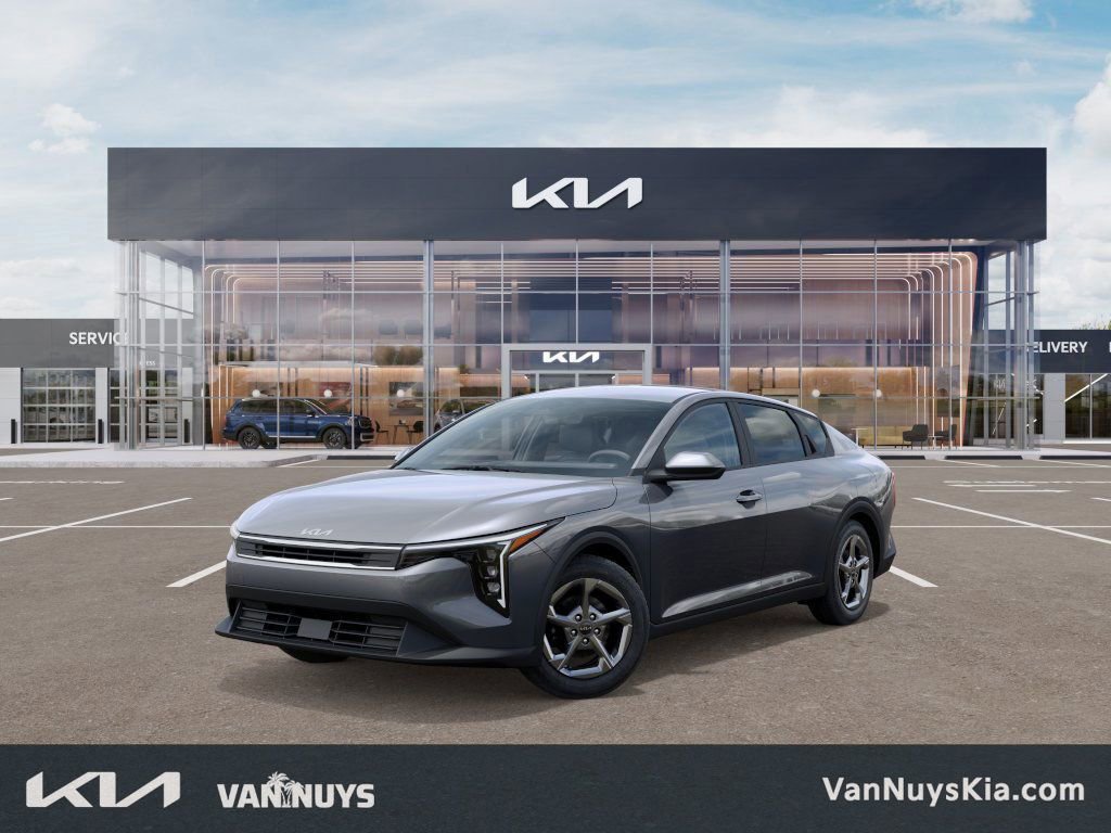 New 2026 Kia K4 LXS image 1