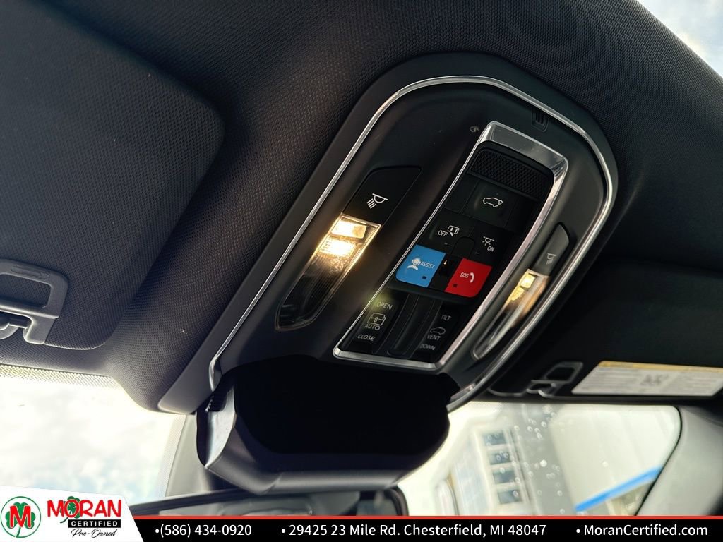 Used 2024 Jeep Grand Cherokee Altitude image 22