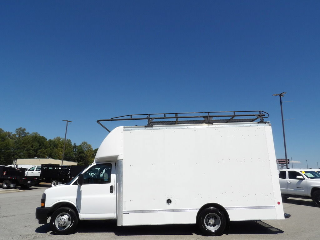 Used 2021 Chevrolet Express 3500 w/ Power Convenience Package RWD image 51