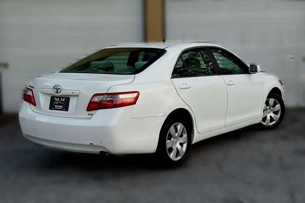 Used 2007 Toyota Camry CE image 11