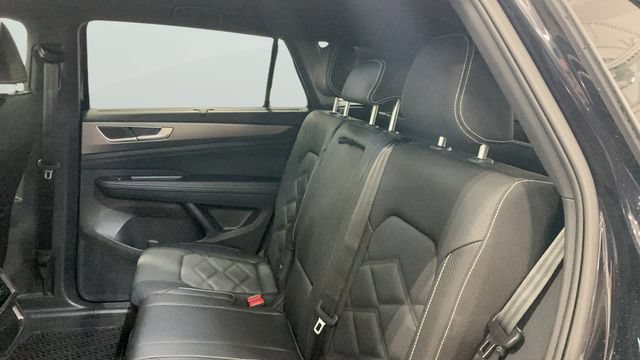 New 2026 Volkswagen Atlas Cross Sport SE AWD/4WD image 13
