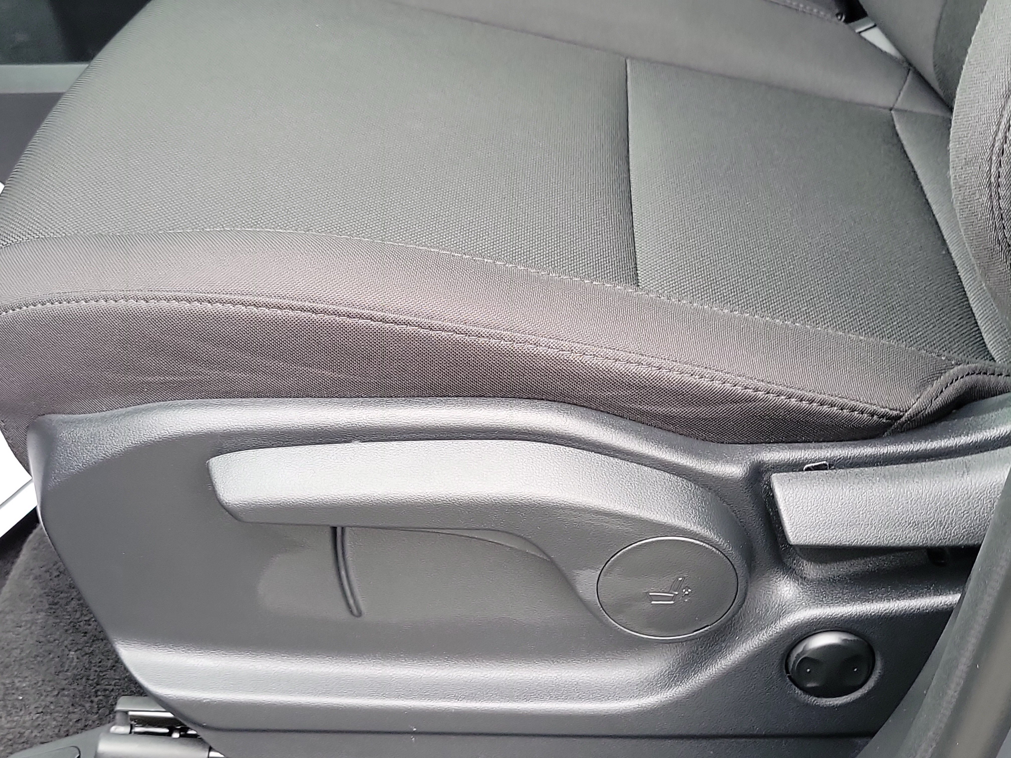 Certified 2026 Hyundai Santa Fe SE FWD image 19