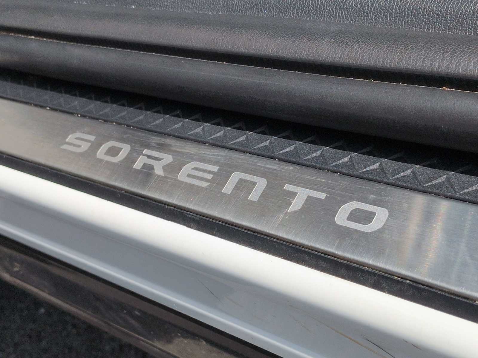 Used 2023 Kia Sorento SX Prestige AWD/4WD image 13