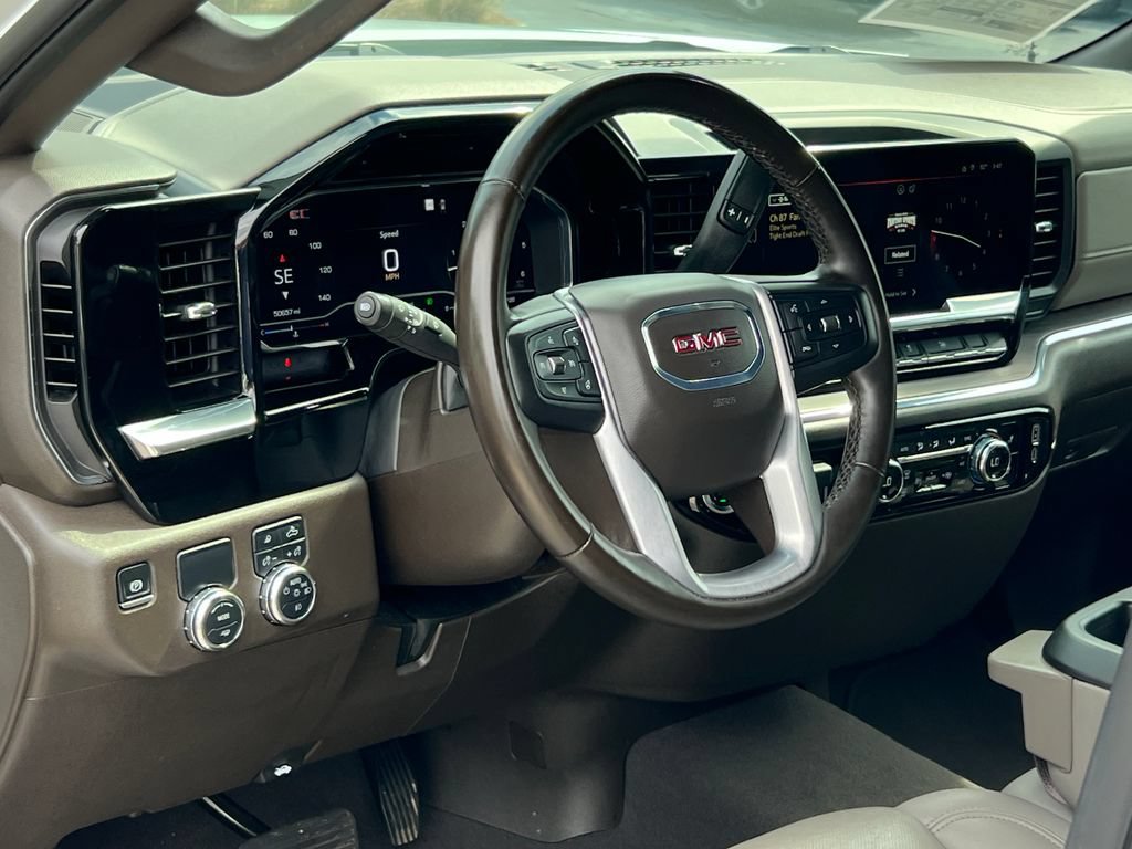 Used 2025 GMC Sierra 1500 SLT RWD image 5