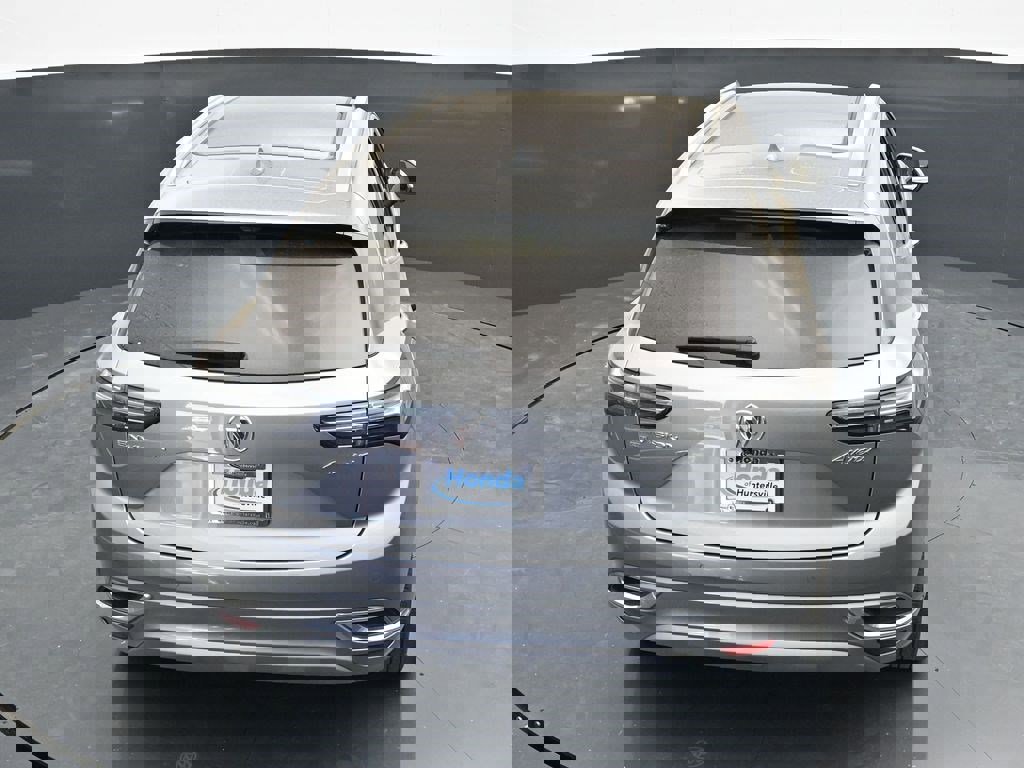 Used 2023 Buick Envision Avenir AWD/4WD image 31