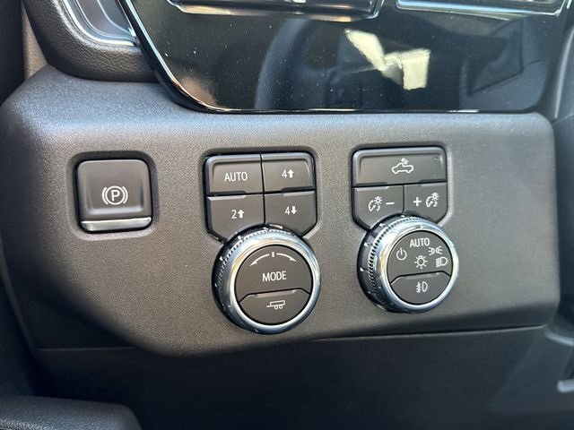 New 2026 GMC Sierra 1500 Elevation image 18