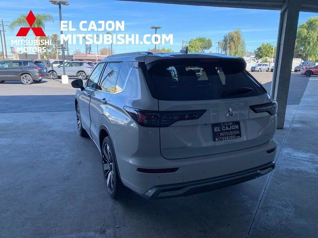 New 2026 Mitsubishi Outlander SEL FWD image 5