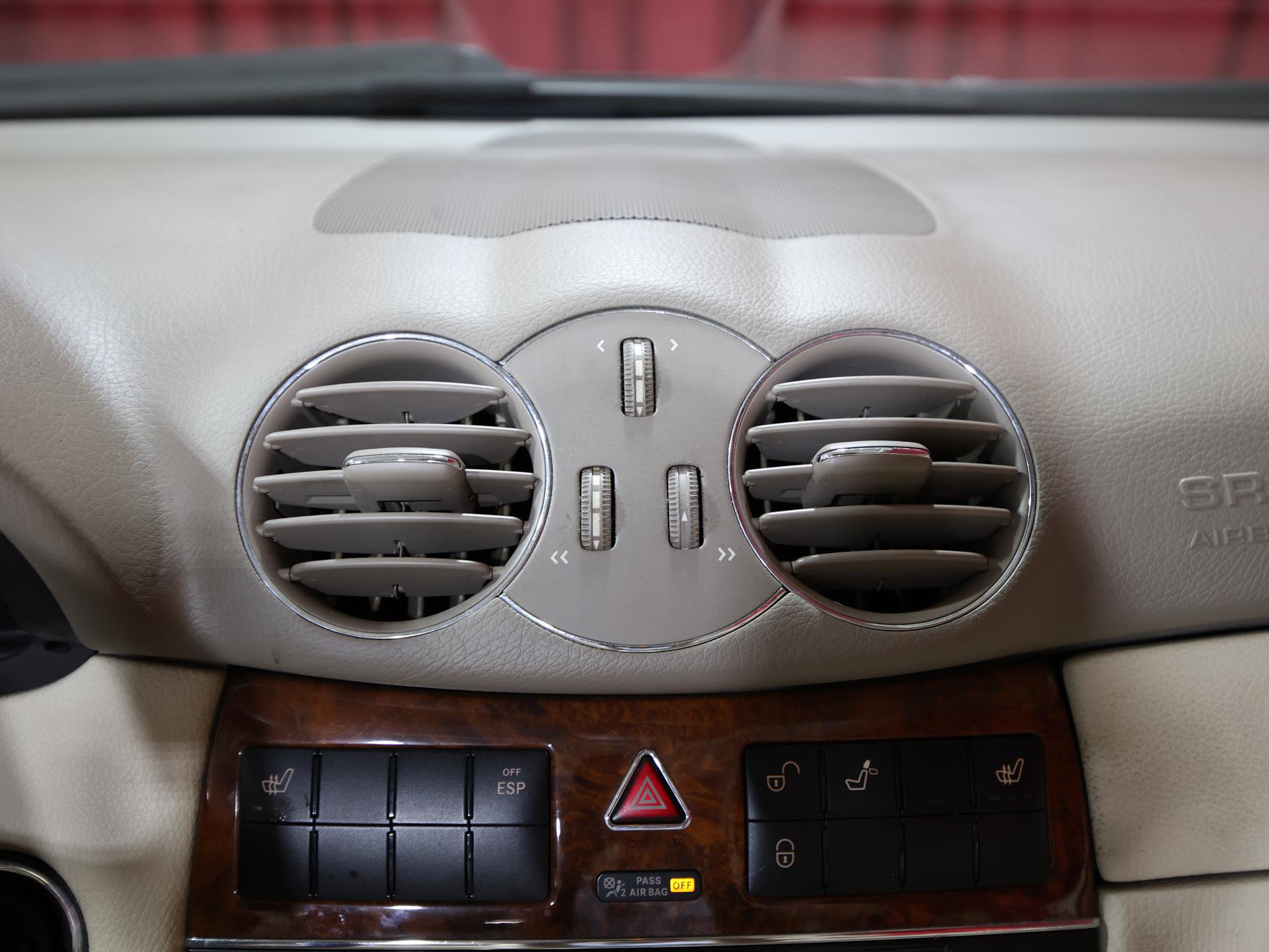 Used 2008 Mercedes-Benz CLK 350 Cabriolet image 20