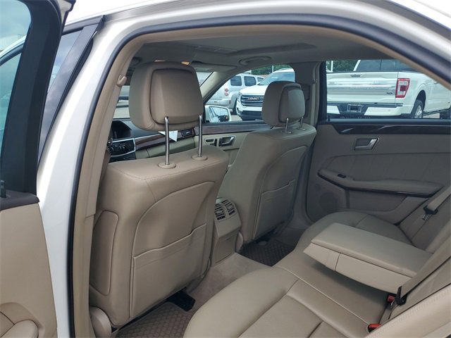 Used 2013 Mercedes-Benz E 350 4MATIC Sedan image 11