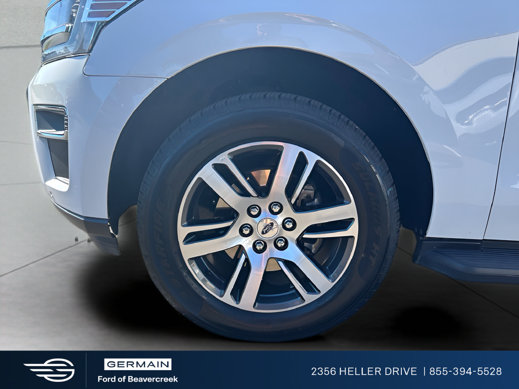 Used 2024 Ford Expedition Limited AWD/4WD image 12