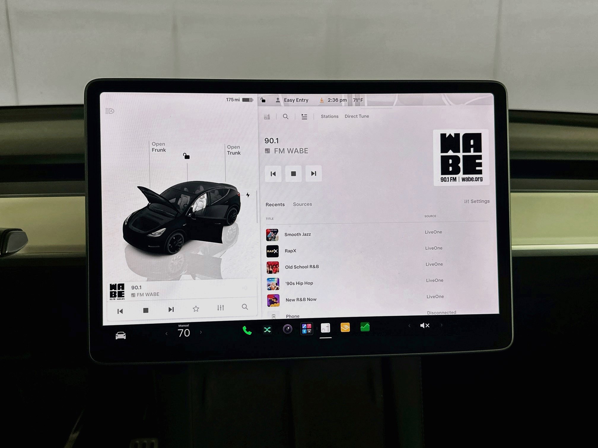 Used 2023 Tesla Model Y Performance AWD/4WD image 18