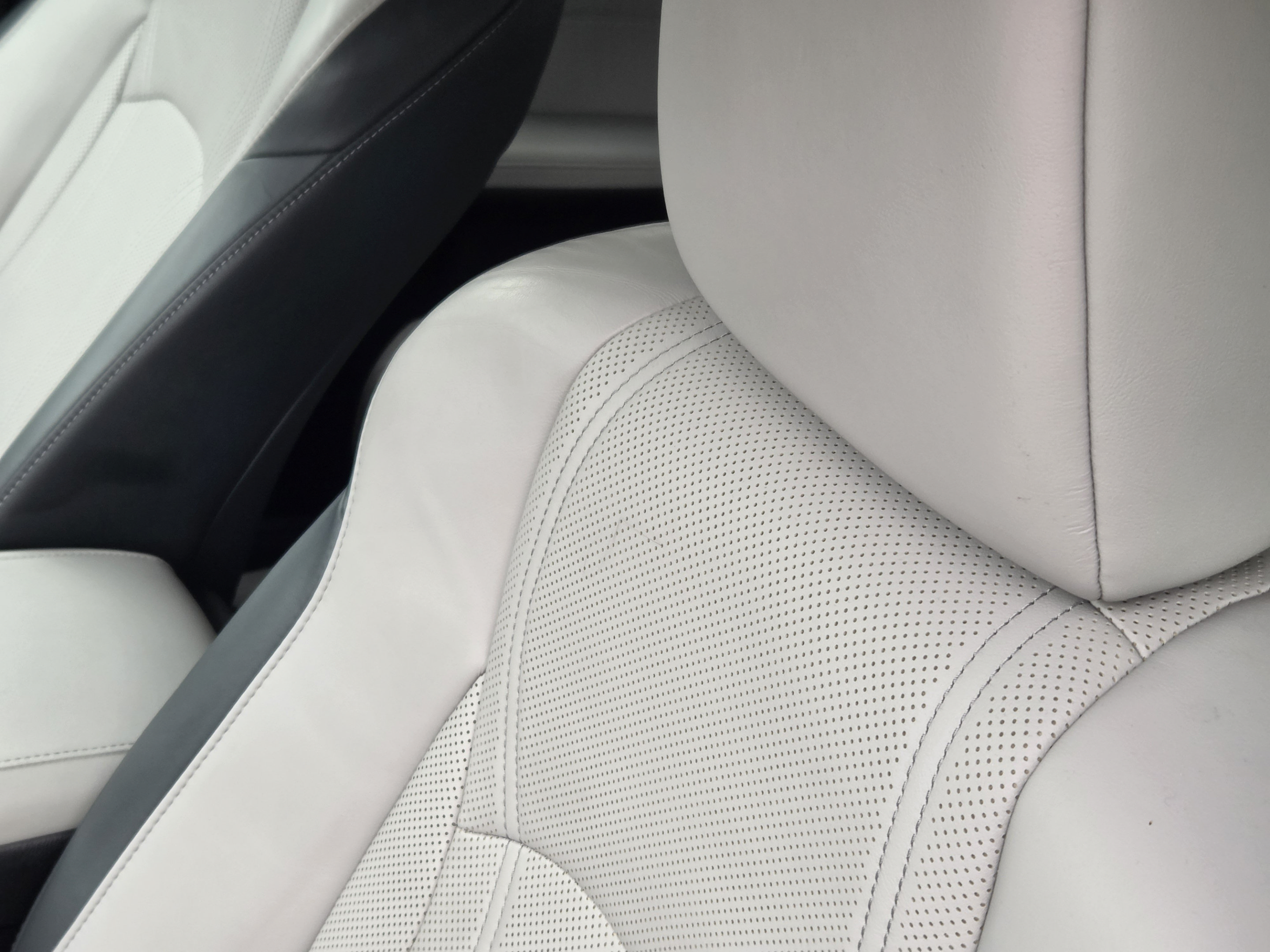 Used 2019 Lexus RX 350 FWD w/ Navigation Package image 17