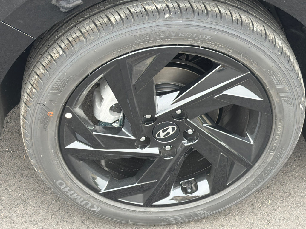 New 2026 Hyundai Elantra SEL Sport FWD image 18
