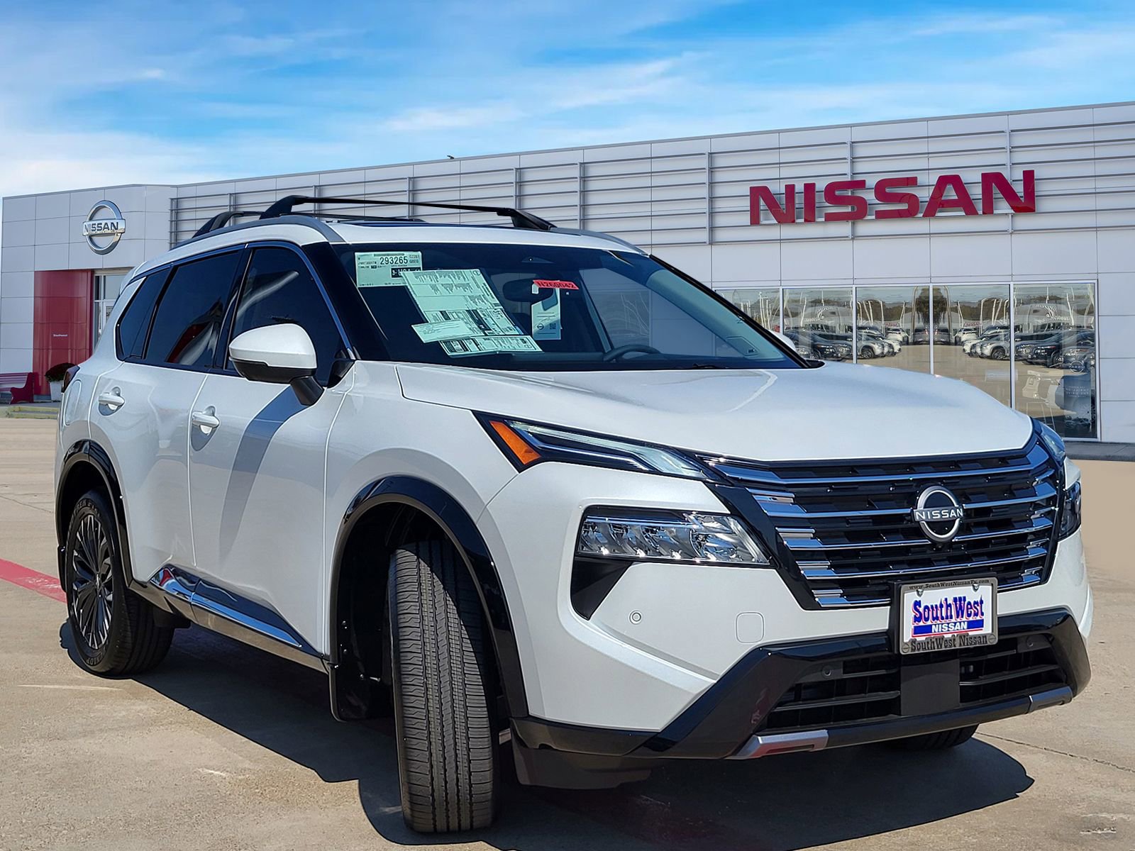 New 2026 Nissan Rogue Platinum image 4