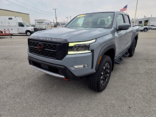Used 2023 Nissan Frontier PRO-4X w/ Technology Package AWD/4WD image 9