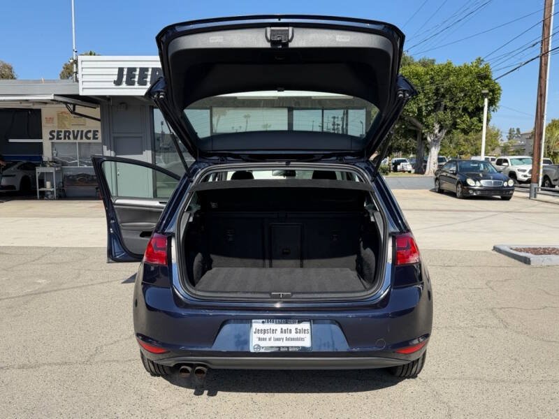 Used 2016 Volkswagen Golf SE FWD image 17