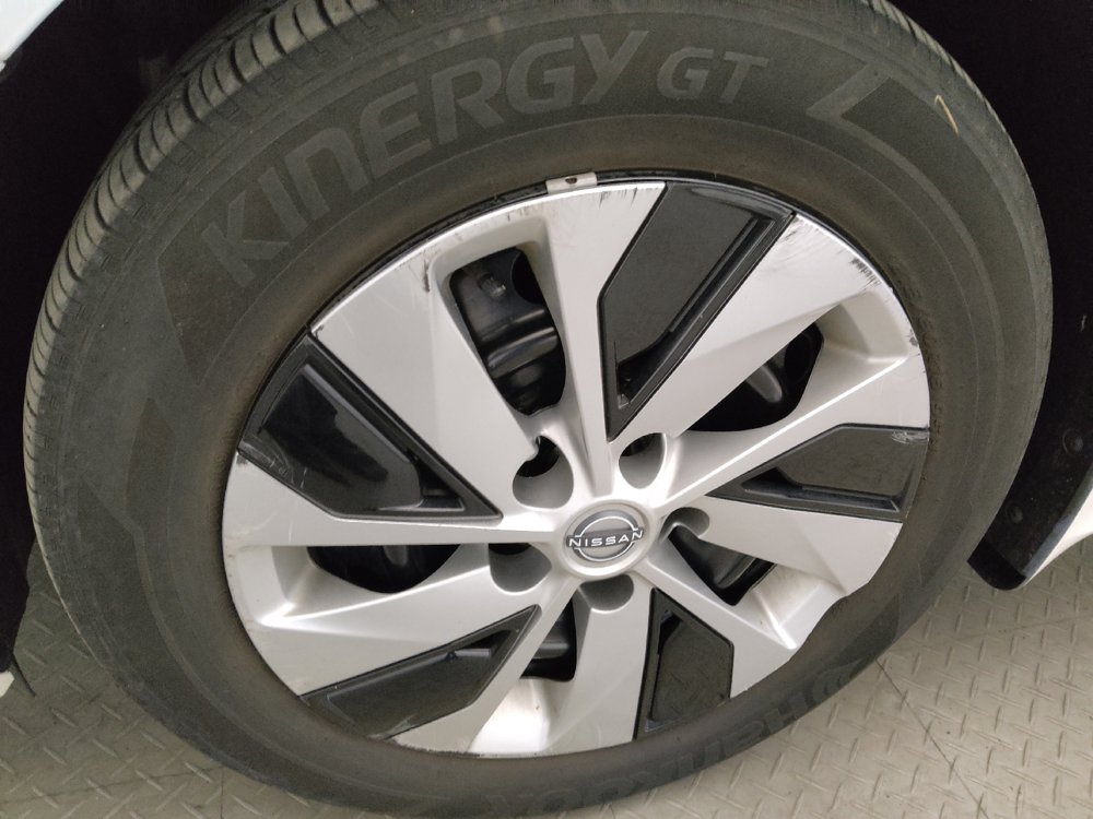 Used 2023 Nissan Altima 2.5 S FWD image 31