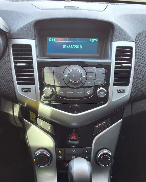 Used 2014 Chevrolet Cruze LT image 17