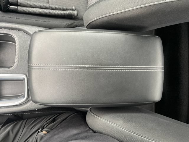 Used 2025 Nissan Sentra SV FWD image 17