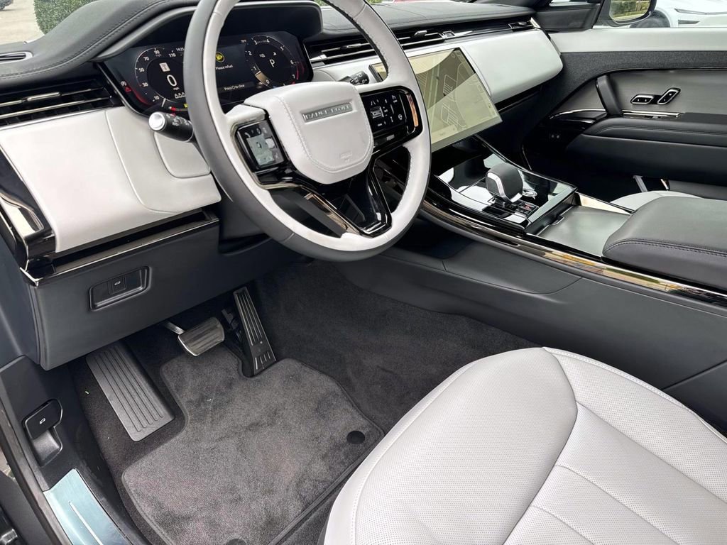 New 2026 Land Rover Range Rover Sport Dynamic SE image 20