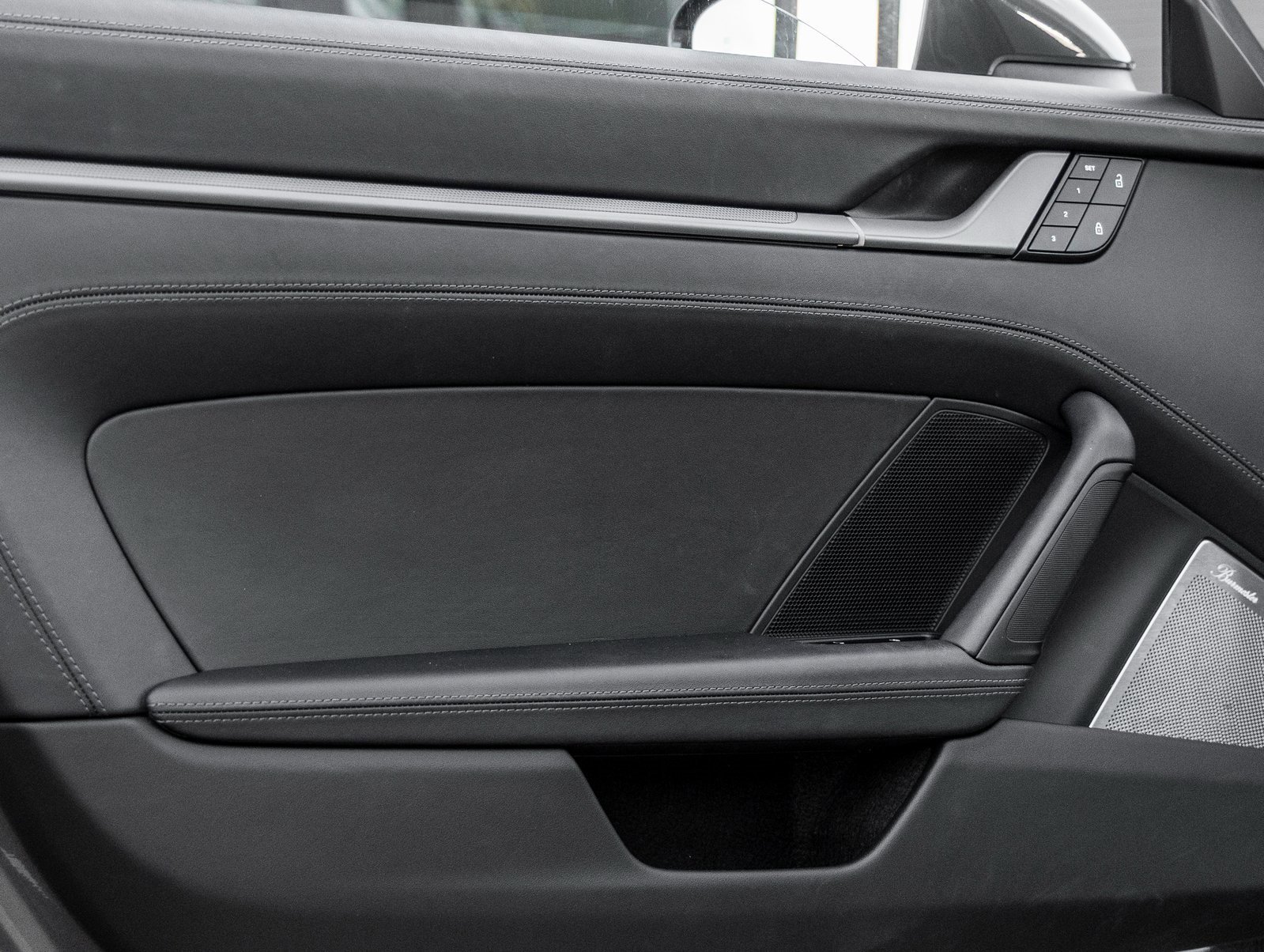 Used 2024 Porsche 911 Targa 4S w/ Premium Package image 19