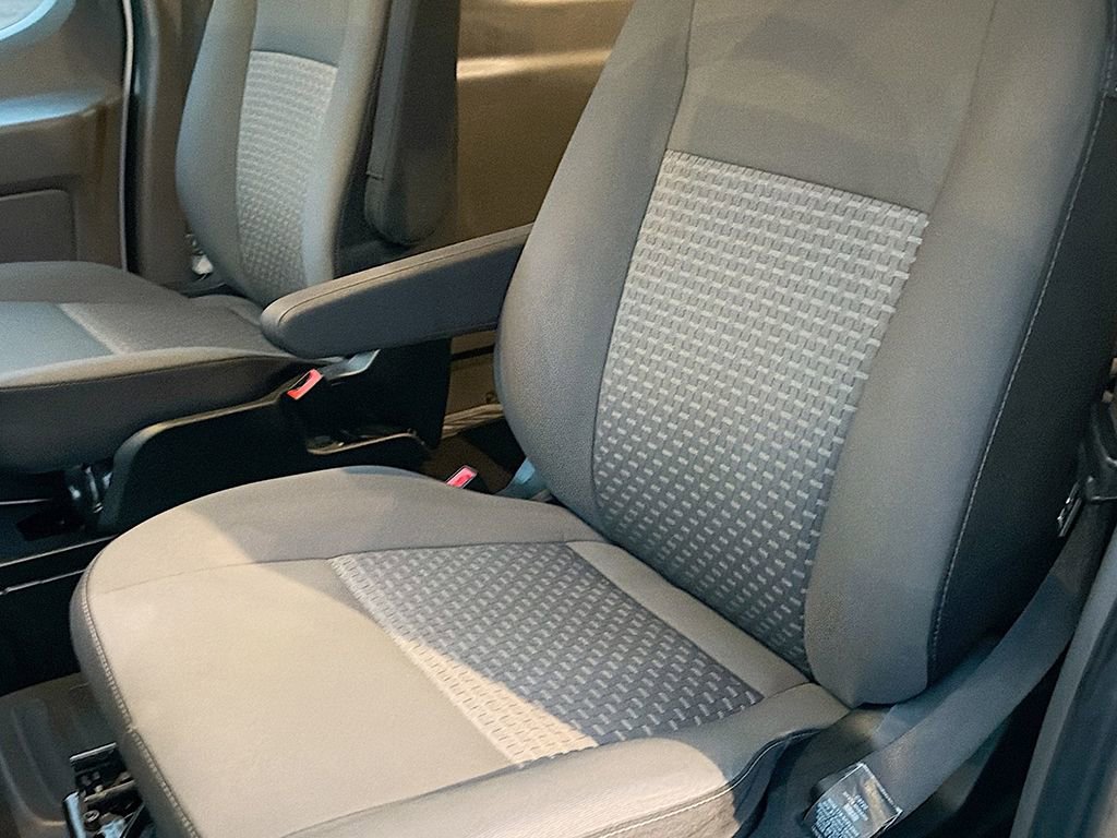 Used 2023 Ford Transit 350 XLT image 19