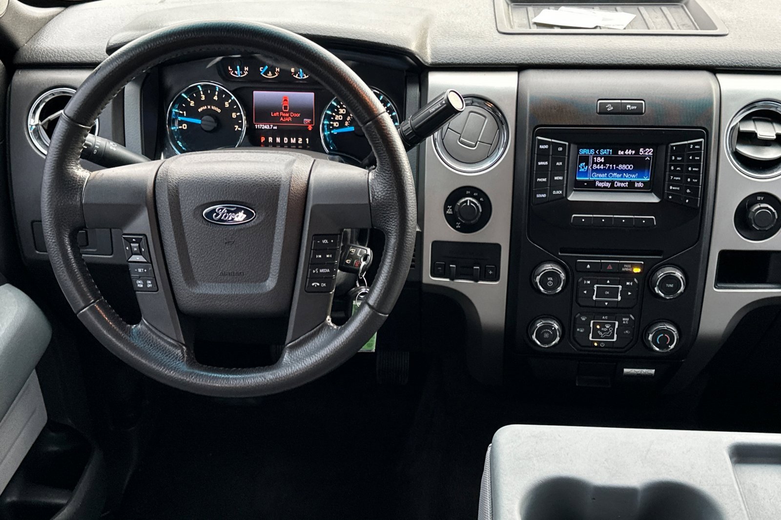 Used 2013 Ford F150 XLT w/ Luxury Equipment Group image 14