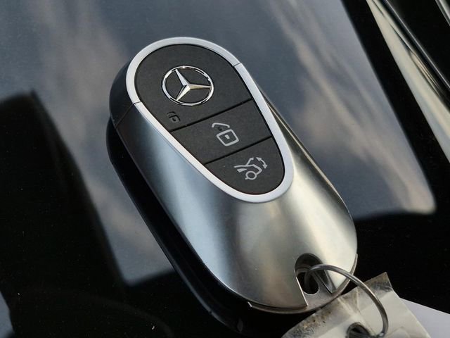 Certified 2025 Mercedes-Benz GLC 300 GLC 300 image 34