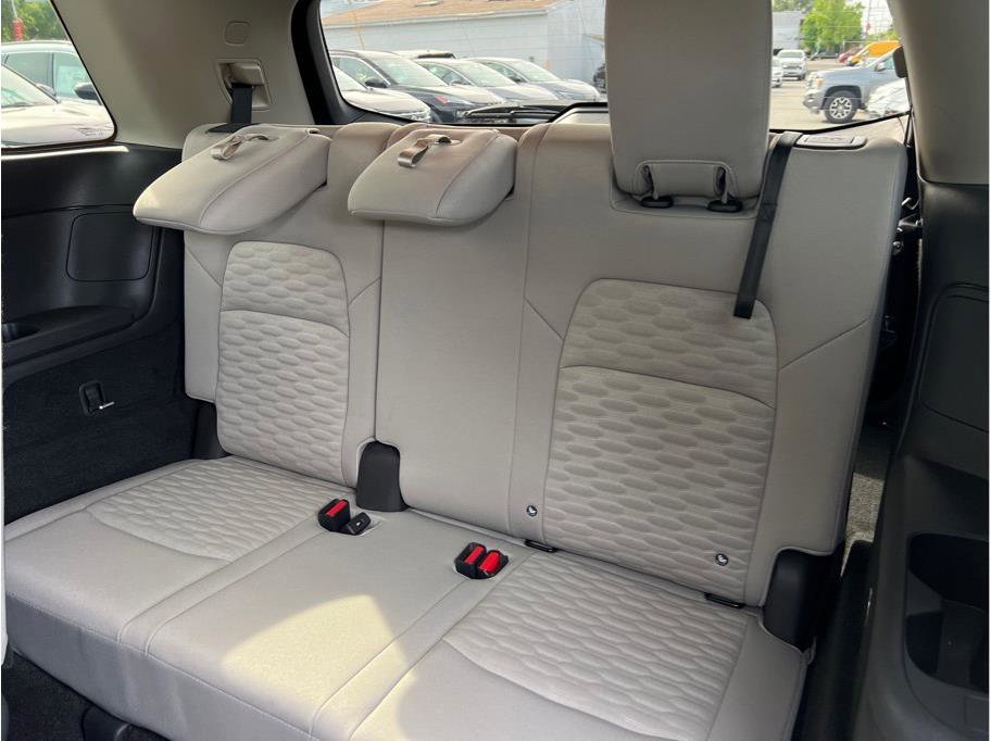 Used 2022 Nissan Pathfinder SV w/ Cargo Package image 11