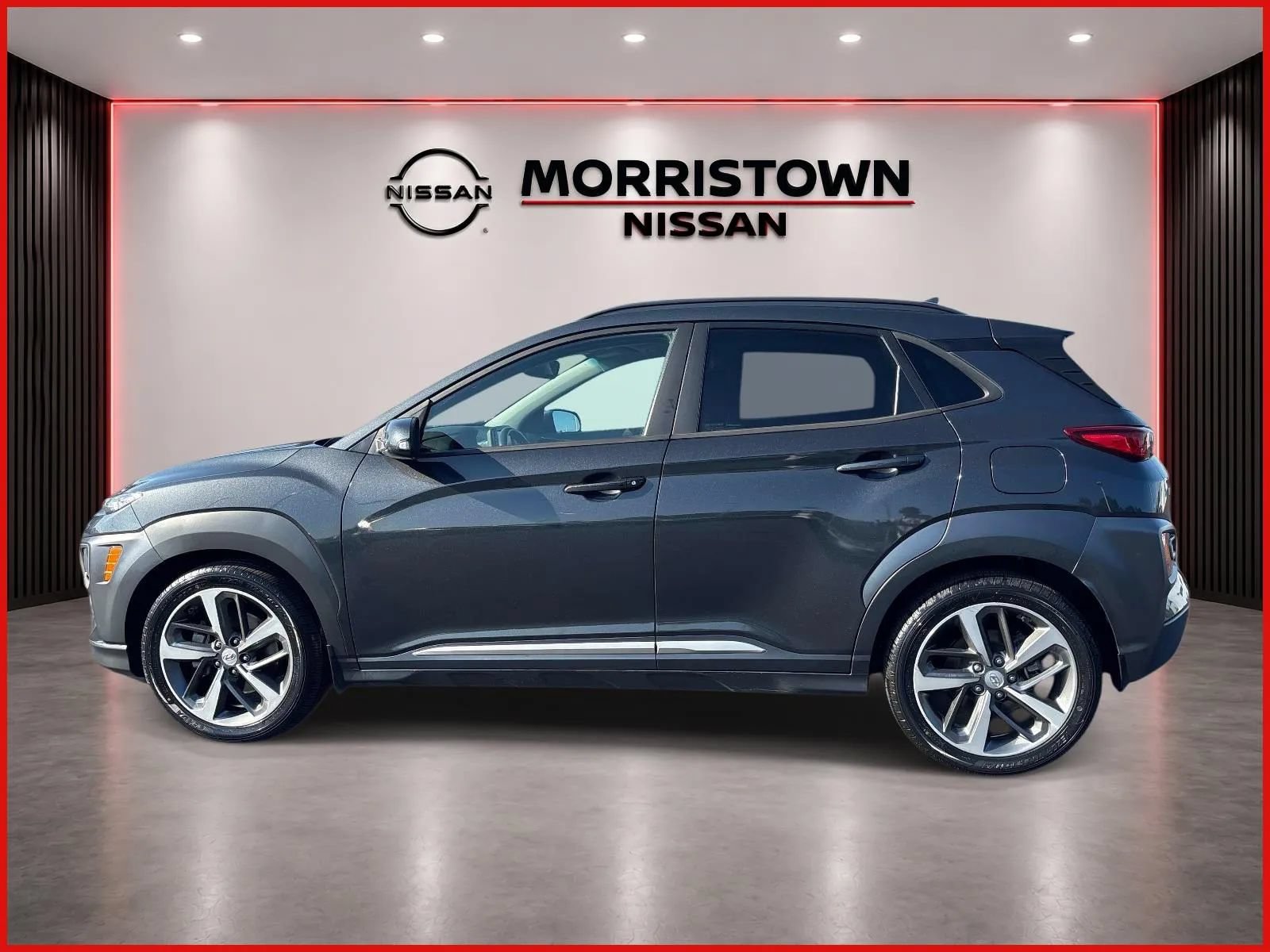 Used 2021 Hyundai Kona Ultimate w/ Cargo Package FWD image 6
