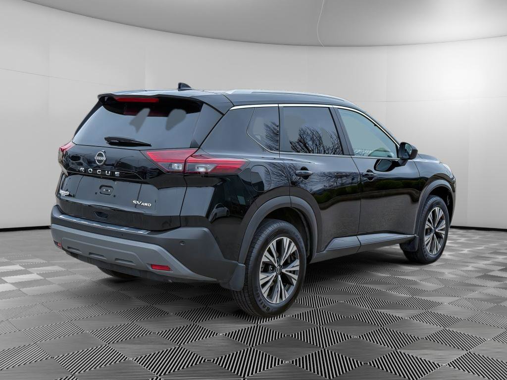 Used 2023 Nissan Rogue SV w/ SV Premium B Package image 10