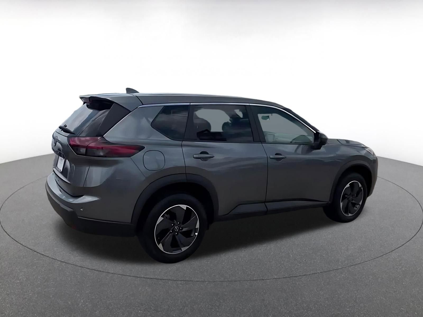 Used 2025 Nissan Rogue SV FWD image 15