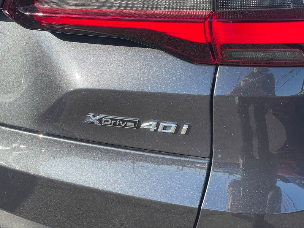 Used 2022 BMW X5 xDrive40i w/ Premium Package AWD/4WD image 30