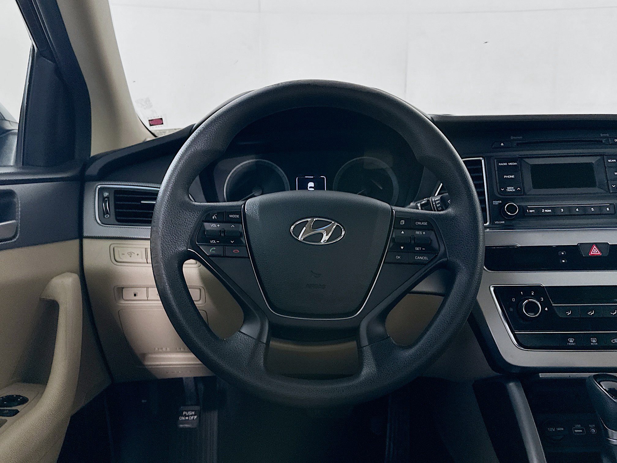 Used 2017 Hyundai Sonata SE FWD image 17