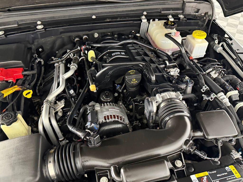 Certified 2023 Jeep Gladiator Rubicon w/ Cold Weather Group image 33