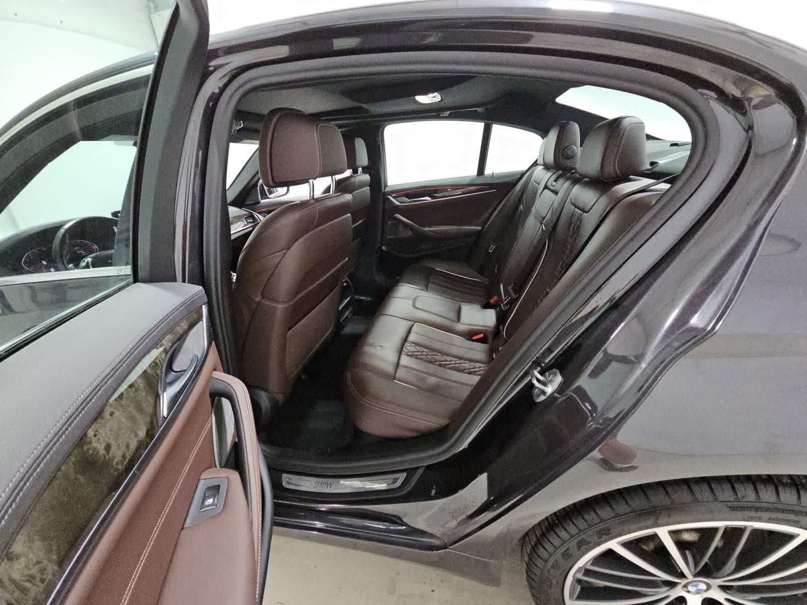 Used 2022 BMW 540i xDrive w/ Premium Package AWD/4WD image 11