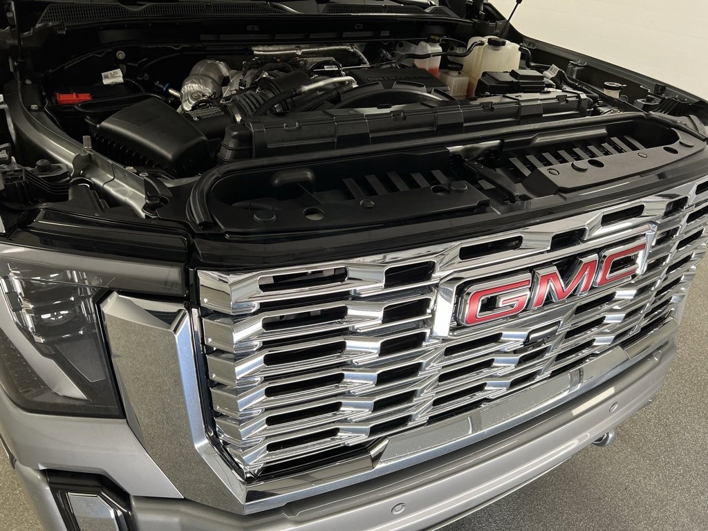 Used 2024 GMC Sierra 2500 Denali w/ Denali Reserve Package image 70
