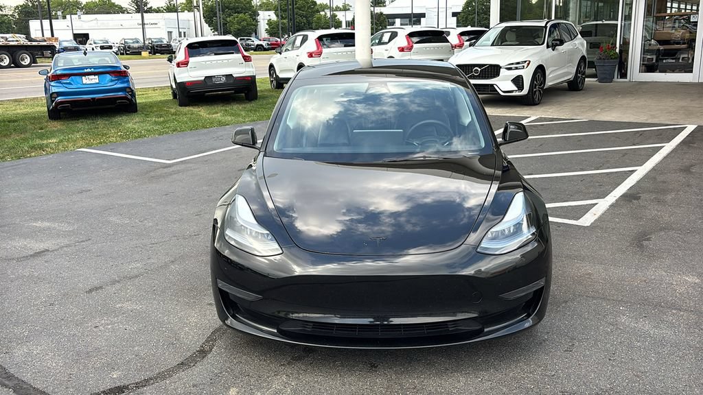 Used 2023 Tesla Model 3 Standard Range RWD image 5