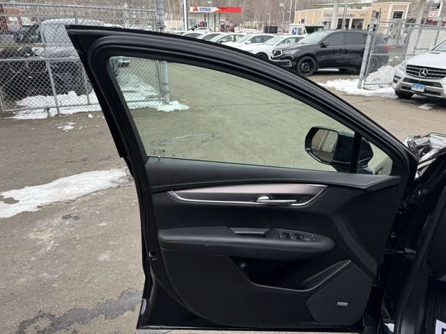 Used 2021 Cadillac XT5 Luxury image 11