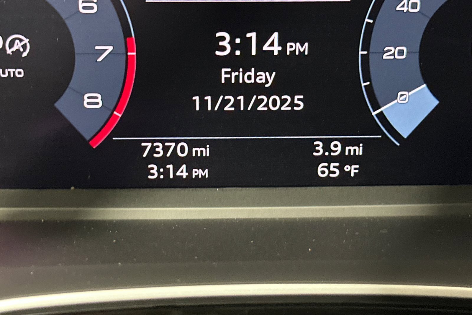 Used 2025 Audi Q3 2.0T Premium image 22