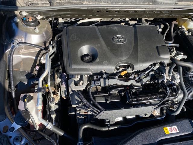 Used 2022 Toyota Camry SE image 19
