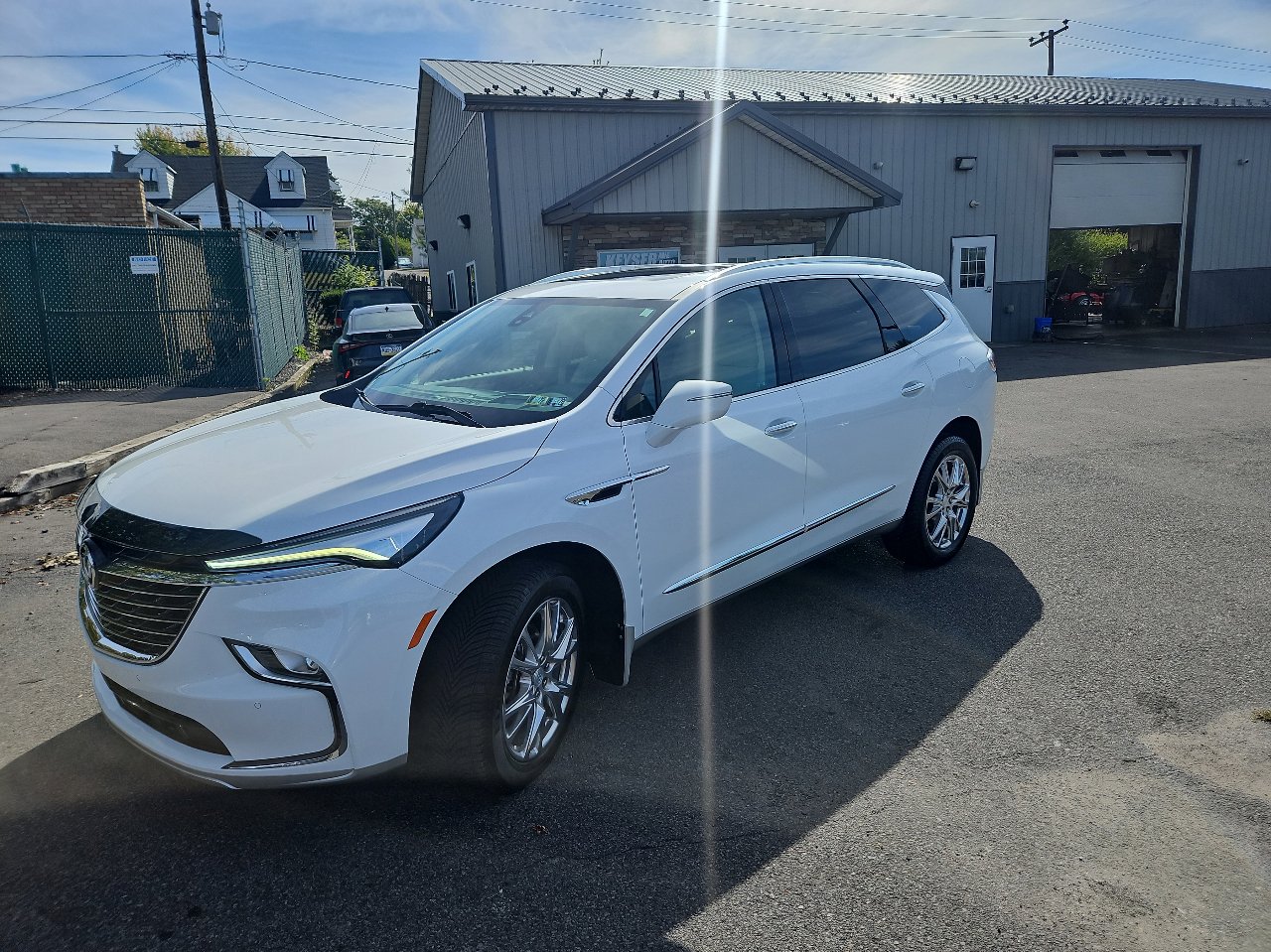 Used 2022 Buick Enclave Premium w/ Experience Buick Package image 7