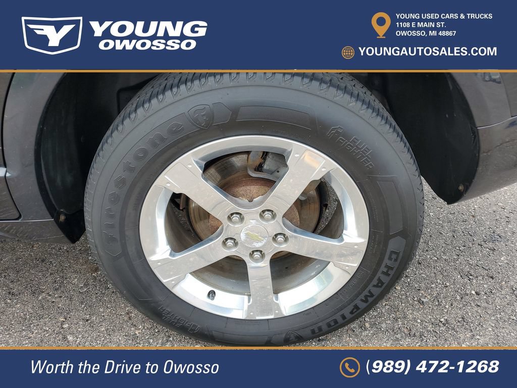 Used 2012 Chevrolet Captiva Sport LT FWD image 25