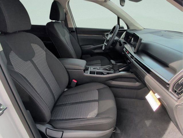 New 2026 Kia Sorento LX FWD image 14
