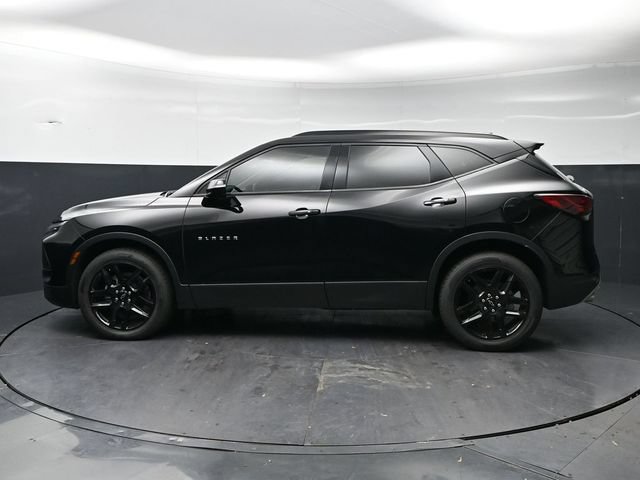 Used 2023 Chevrolet Blazer LT w/ Sound & Technology Package FWD image 4